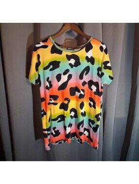 Heimish U.S.A Colorful Leopard Print Stretch T-Shirt, Size Large